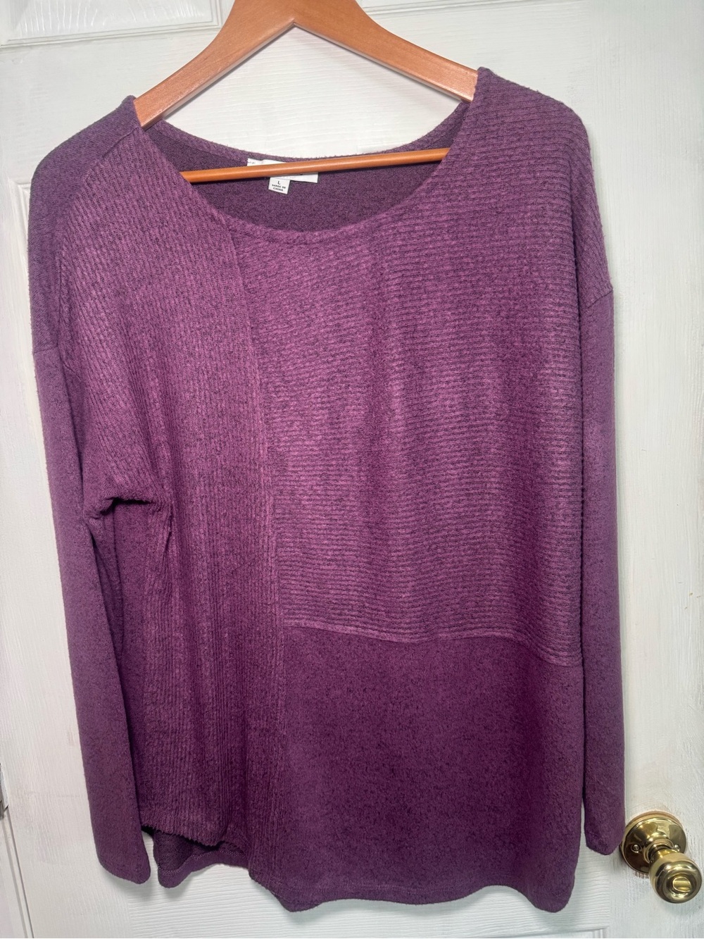 Relaxed Scoop Neck Sweater in Deep Plum - Brand Unspecified